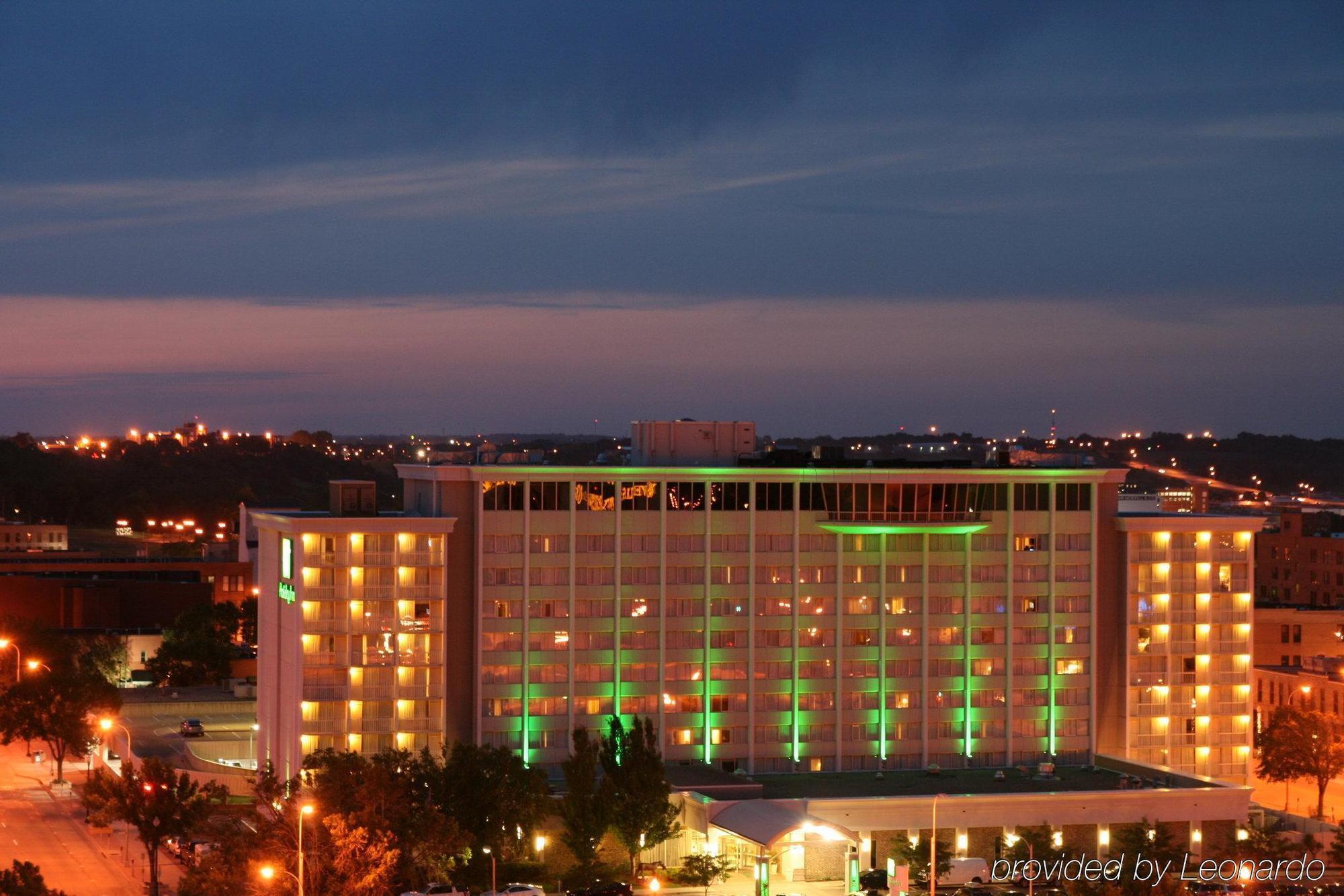 Hotel Sioux Falls-city Center By Ihg 3*